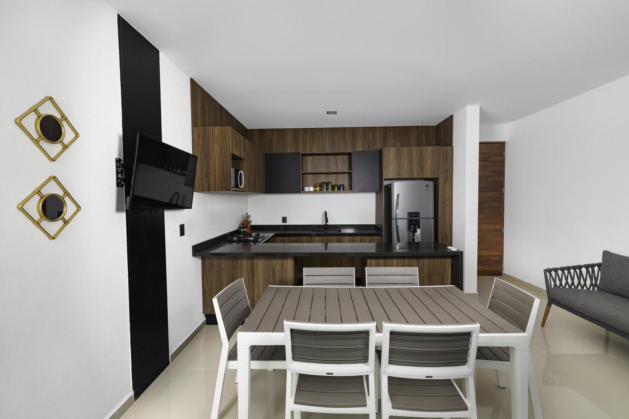 Angelina 28 Beachfront And Family Apartments - Modern And Relaxing Long Stays - 20 Min From Cancun Airport Puerto Morelos Luaran gambar